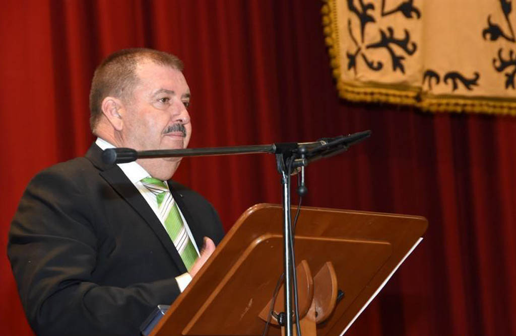 El portavoz del Grupo Municipal Socialista Andrés García Cánovas presenta su renuncia como concejal de la Corporación municipal totanera