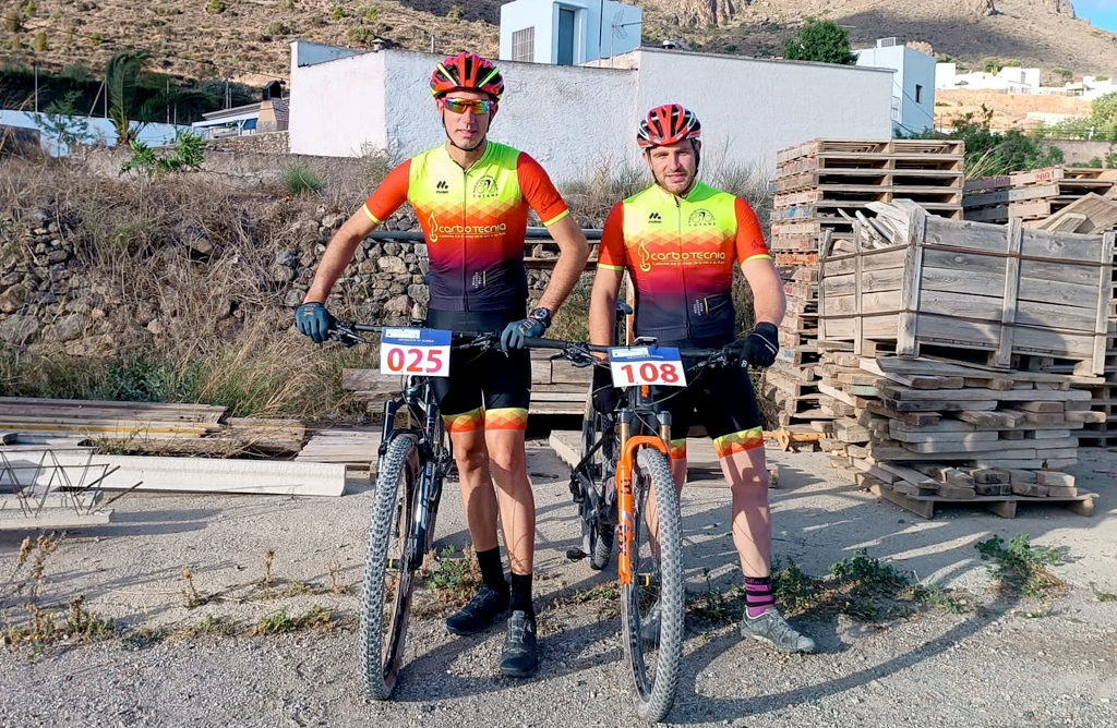 Doble podium para el Club Ciclista Santa Eulalia en Villarrobledo y Lucaiena