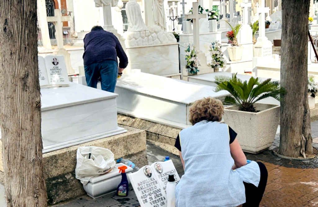 Maana arranca el dispositivo de servicios, seguridad y emergencias en el Cementerio Municipal