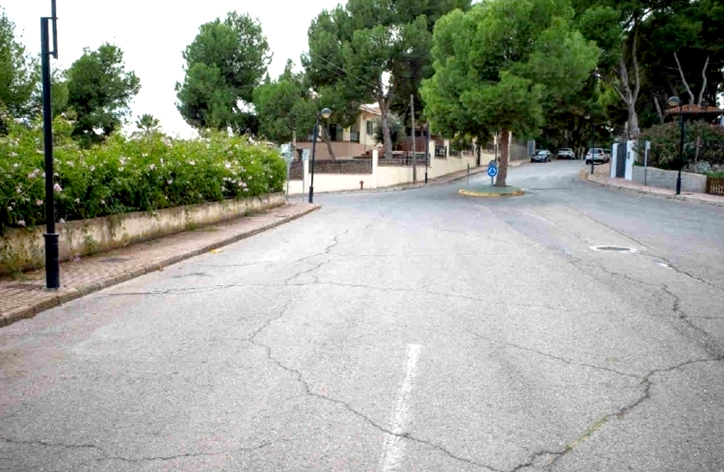 Se invertirán más de 389.000 euros en instalar la red de agua potable entre el “Residencial Espuña” y “La Charca”