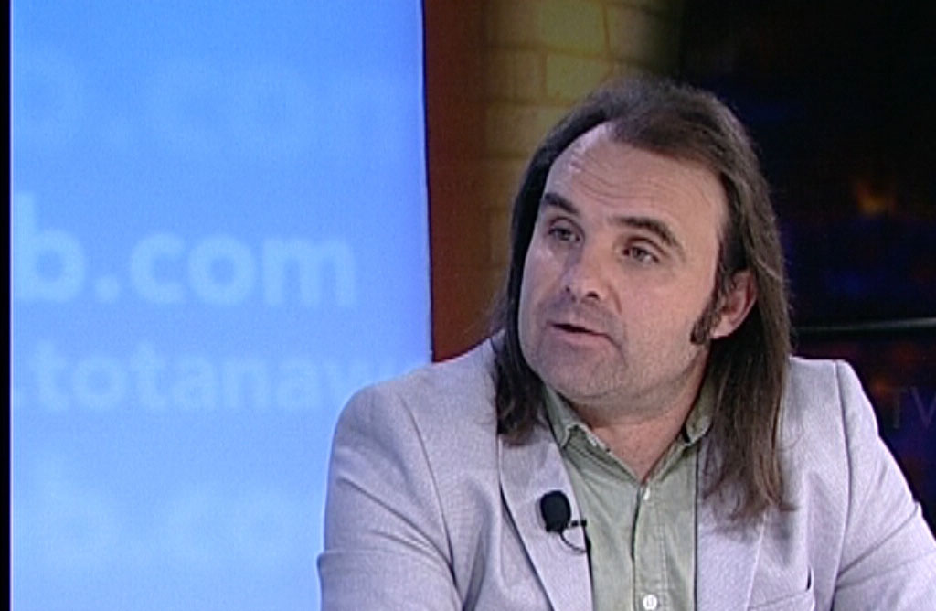 Entrevista en canal 6 Television a Javier Baños concejal de igualdad y discapacidad en el ayuntamiento de Totana