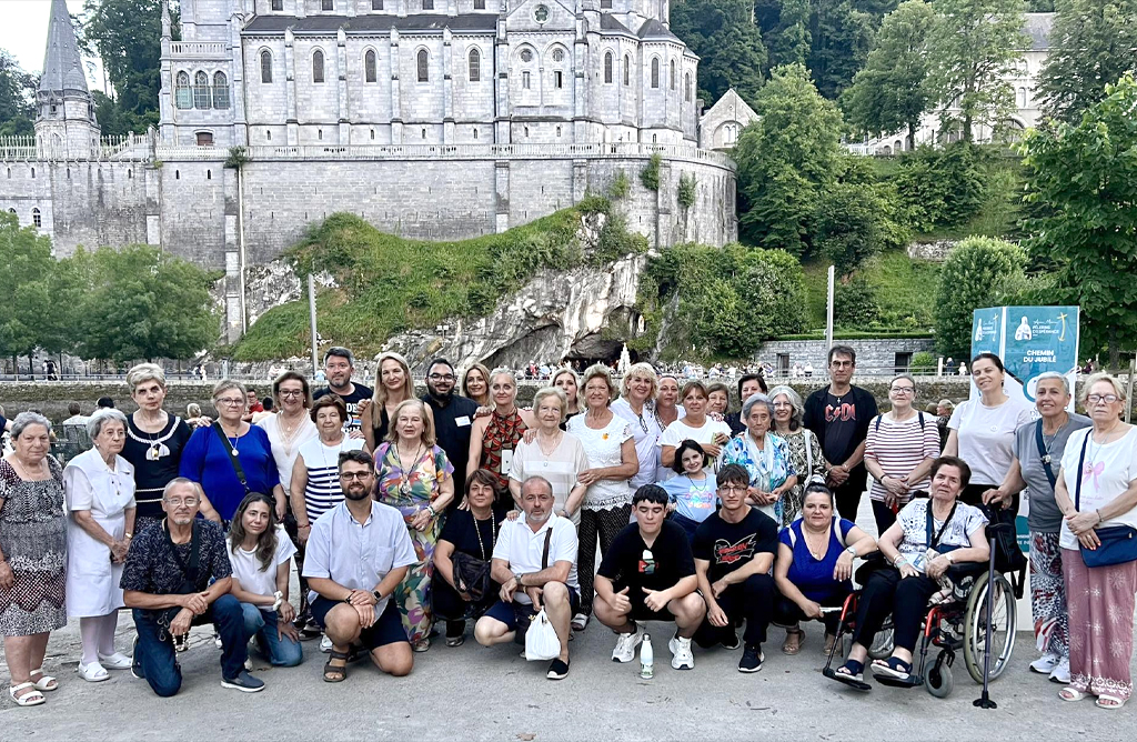 Un grupo de totaneros viaja a Lourdes en la que es la 55 peregrinacin de la delegacin de Totana