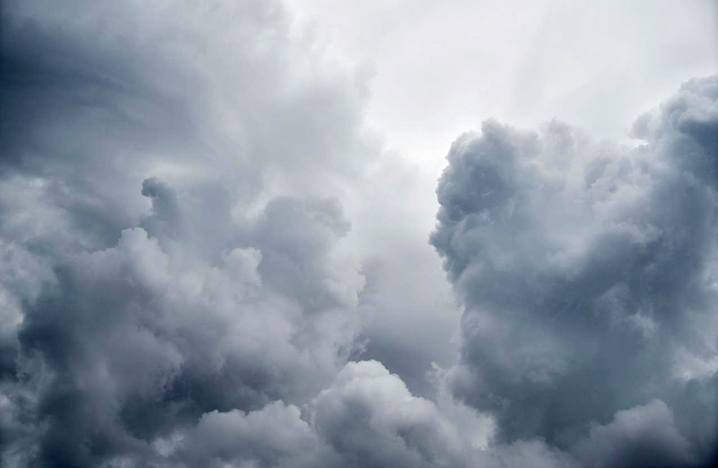 Cielos nubosos y chubascos ocasionales en el Norte de la Región para hoy