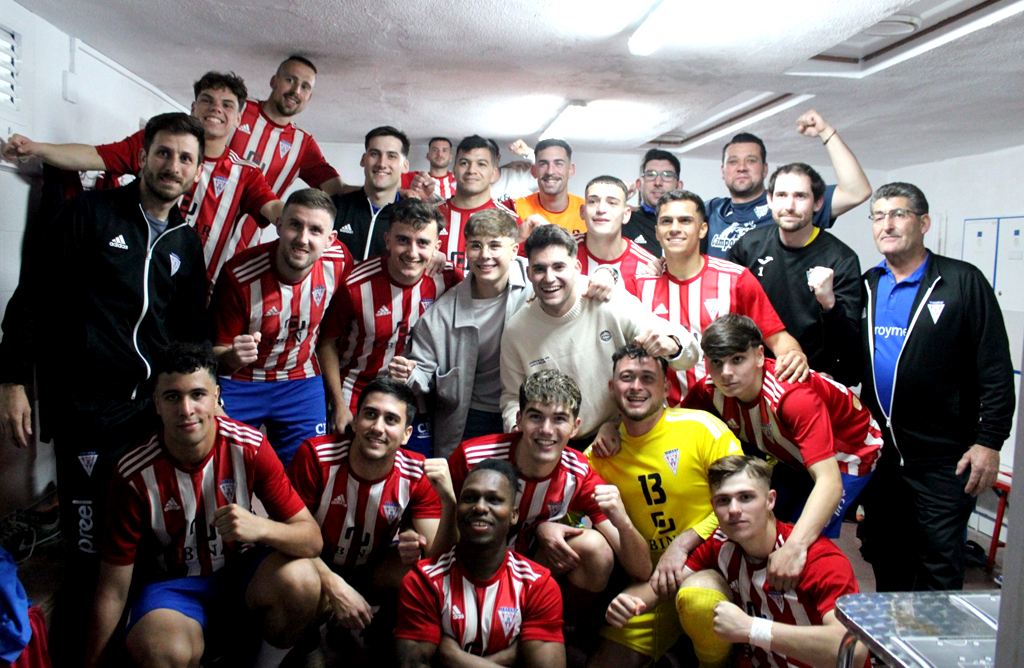 El Olmpico se alza con una nueva victoria y da pasos firmes para asegurarse los playoff de ascenso a Tercera
