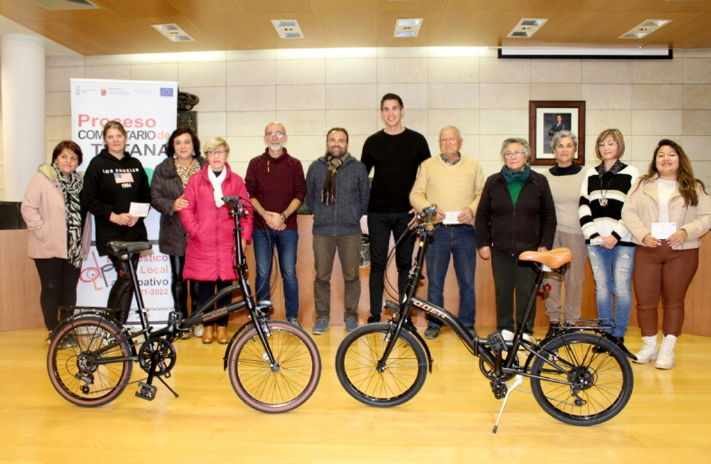 Entregados los premios del sorteo entre los asistentes a las iniciativas del programa del Diagnstico Local Participativo