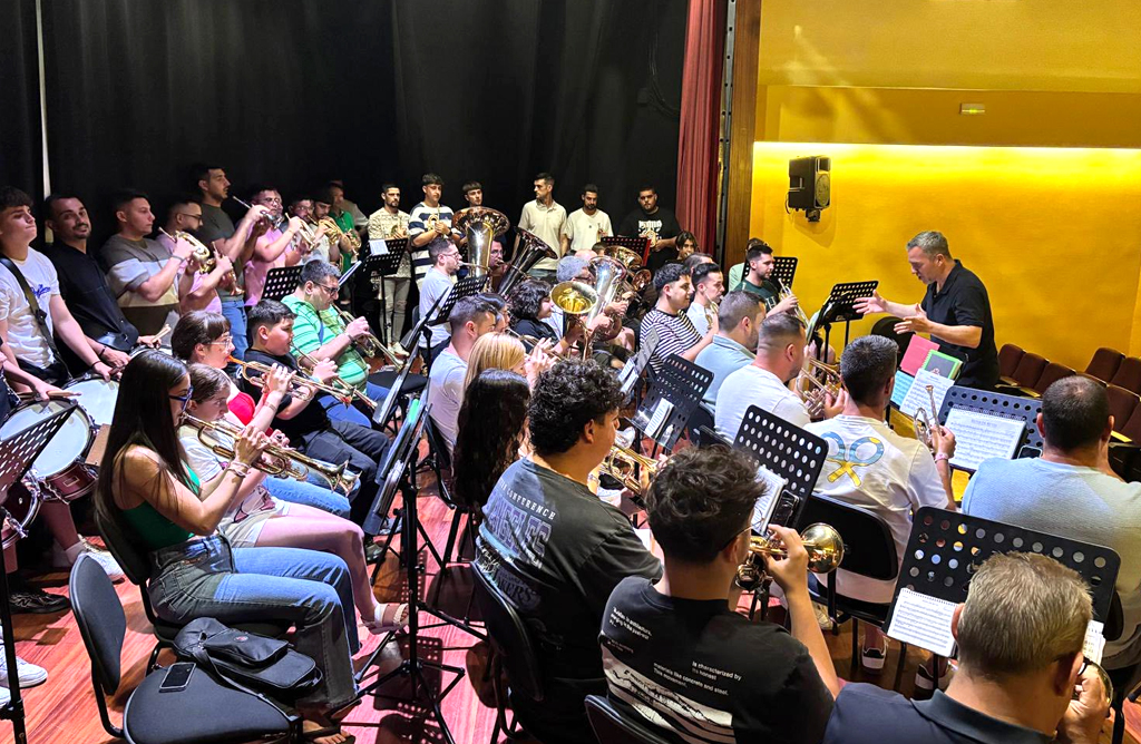 Vicente Moreno, director de la Escuela Internacional de Corneta Espaola, imparti una Masterclass exclusiva 