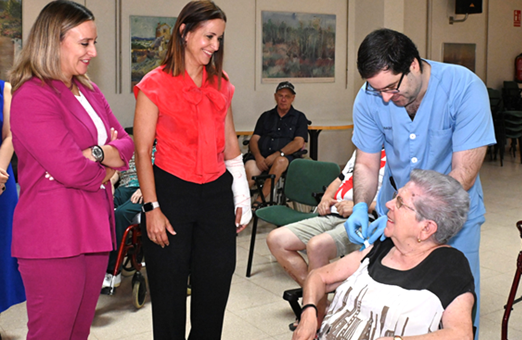 Se inicia la vacunaci�n frente a la gripe y Covid-19 en usuarios de residencias y personas con discapacidad